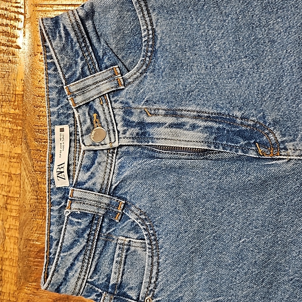 Zara jeans